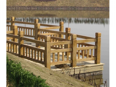 河道仿木护栏通常使用什么材料?
